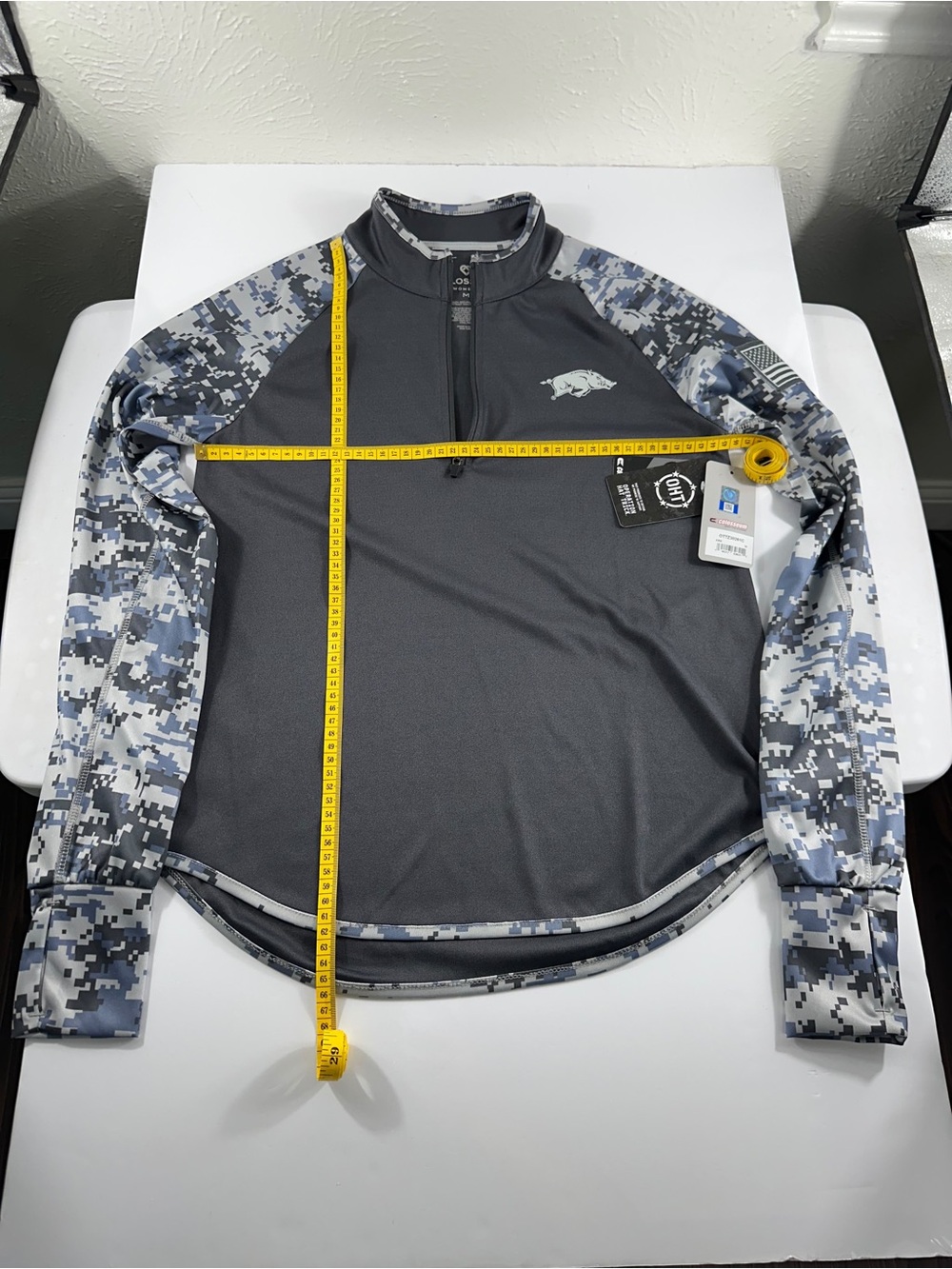 Arkansas Razorbacks Women’s M Game Day Quarter Zip Pullover Camo NWT - Picture 3 of 5
